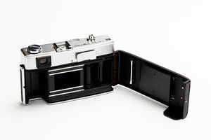 Minolta AL-E 35mm Film Camera w/ 40mm 1.8 lens