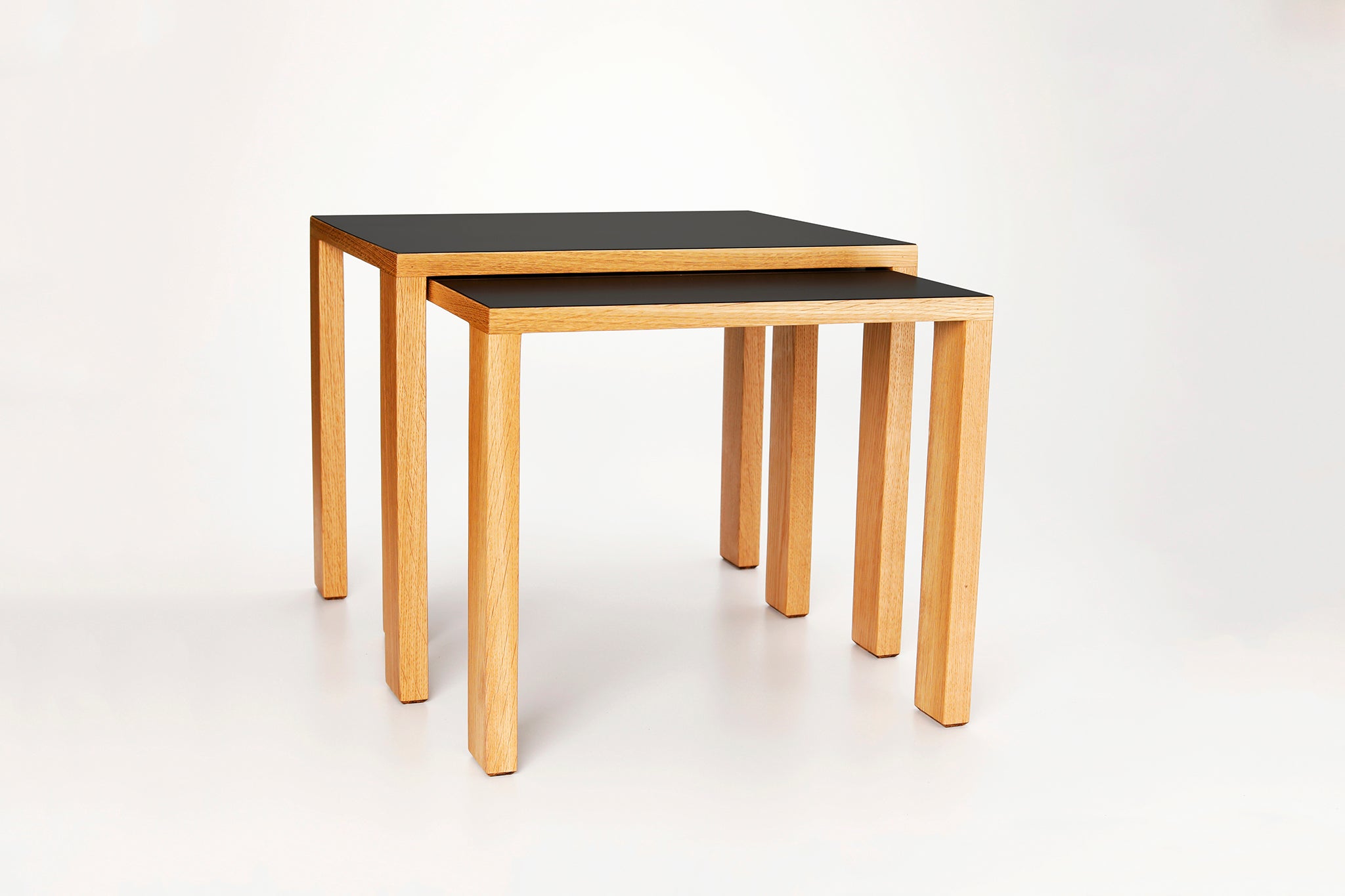 Hendrik Table