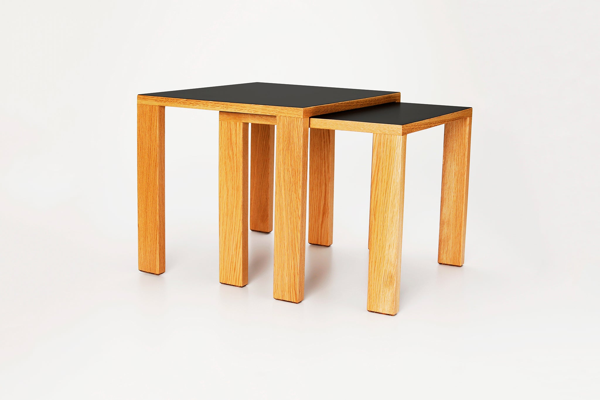 Hendrik Table