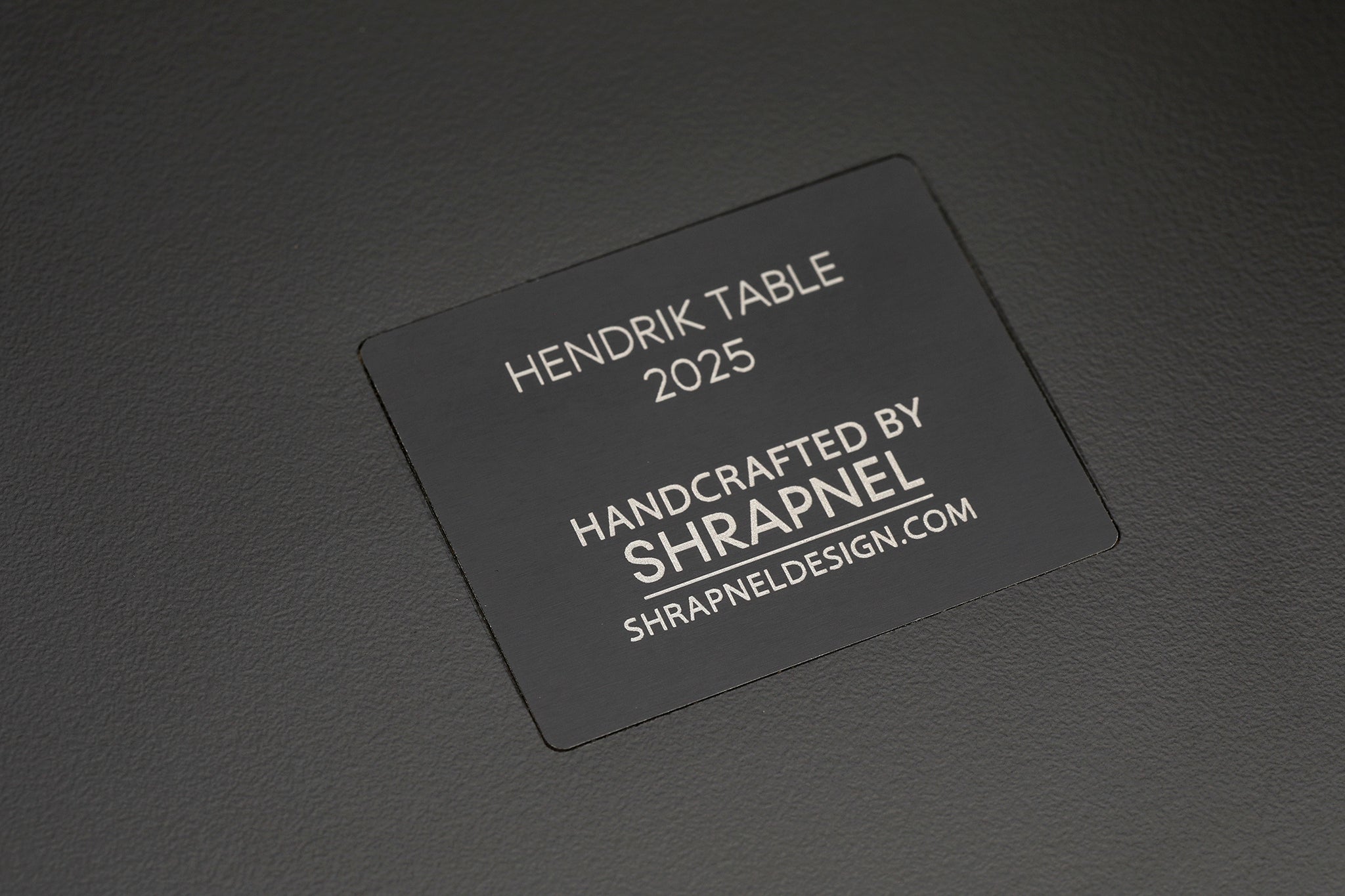 Hendrik Table